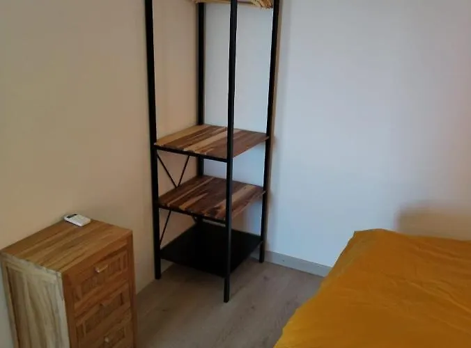 בית נופש Maison L'eucalyptus Chauzon